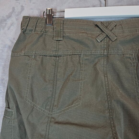Eddie Bauer Womens 16w Olive Cargo Shorts Cotton Ripstop Durable hiking gorpcore - Picture 12 of 14